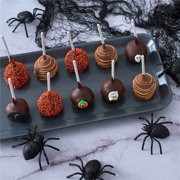 Halloween Cake Pops