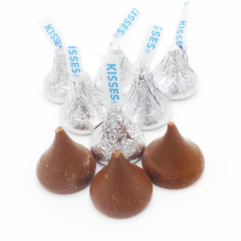 Hershey's Kisses - 4lb CandyStore.com